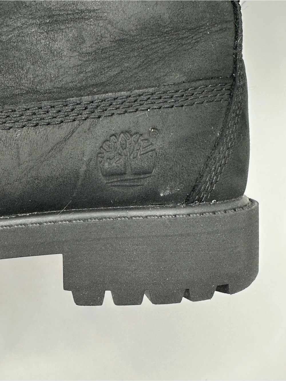 🖤 Timberland Boys’ Black Lace-Up Boots – Size 1.5